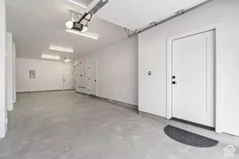 Entry Way - 32 W 400 S, Bountiful, UT 84010 photo 4 of 4