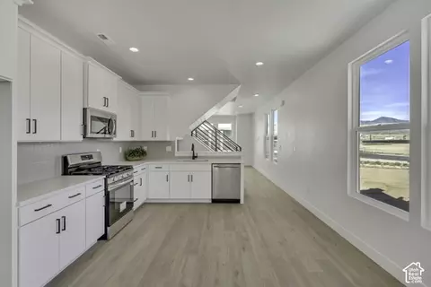11041 S Freestone Rd #130, South Jordan, UT 84009