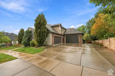 Exterior - 2068 S 140 W, Orem, UT 84058 photo 3 of 7