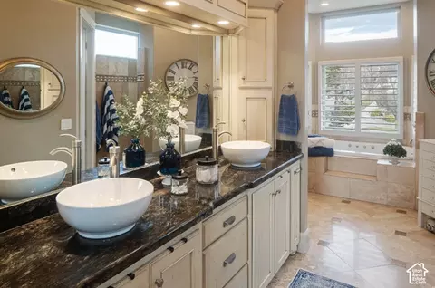 Bath - 2068 S 140 W, Orem, UT 84058 photo 1 of 4
