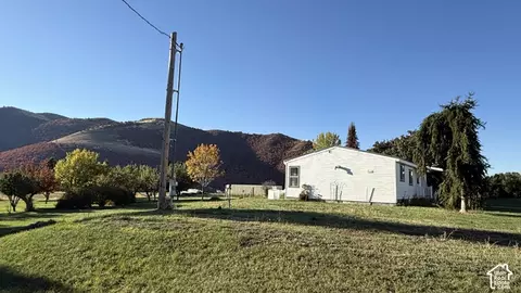 Exterior - 4324 E Cub Rd, Preston, ID 83263 photo 4 of 6