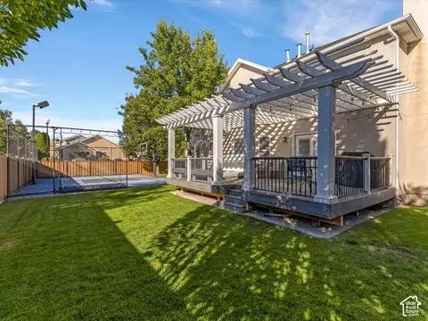 Exterior - 12072 S Nicklaus Rd, Sandy, UT 84092 photo 6 of 13