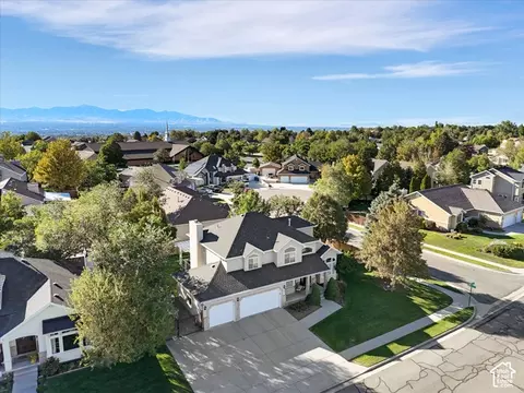 View/Area - 12072 S Nicklaus Rd, Sandy, UT 84092 photo 3 of 8