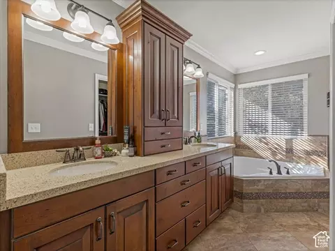 Bath - 12072 S Nicklaus Rd, Sandy, UT 84092 photo 1 of 5