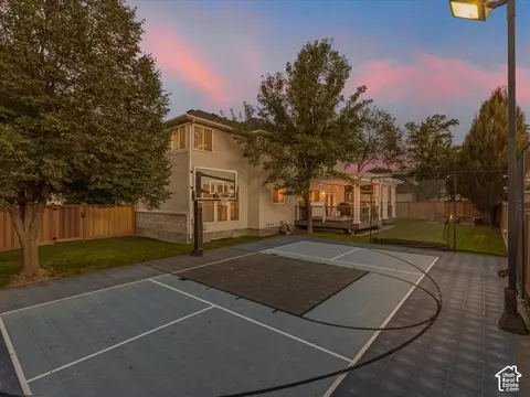 Exterior - 12072 S Nicklaus Rd, Sandy, UT 84092 photo 13 of 13
