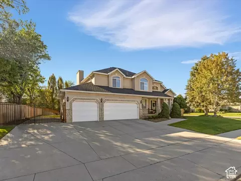 Exterior - 12072 S Nicklaus Rd, Sandy, UT 84092 photo 10 of 13
