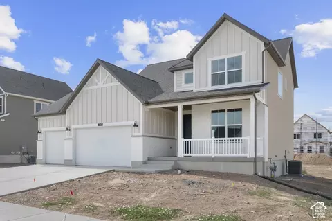 Exterior - 1283 W 2375 S, Syracuse, UT 84075 photo 2 of 4