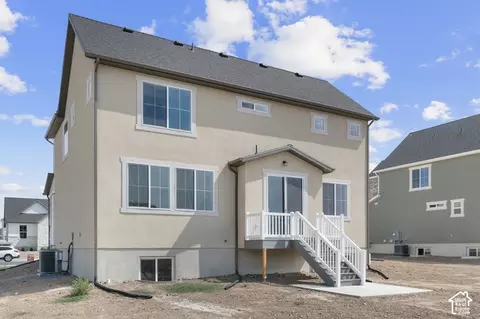 Exterior - 1283 W 2375 S, Syracuse, UT 84075 photo 4 of 4