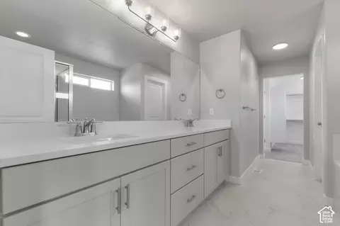 Bath - 1283 W 2375 S, Syracuse, UT 84075 photo 2 of 4