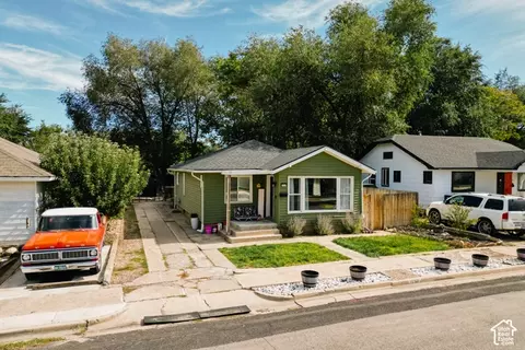 2763 S Cyprus Ln, Magna, UT 84044