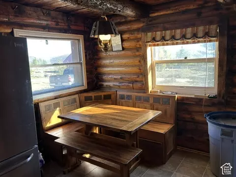 Dining - 8540 E Soldier Ln #3, Daniel, UT 84032 photo 1 of 1