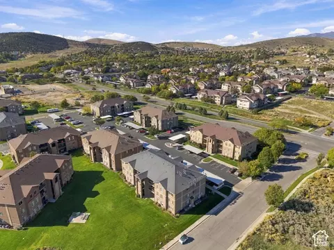 View/Area - 3561 E Rock Creek Rd N #6, Eagle Mountain, UT 84005 photo 3 of 4
