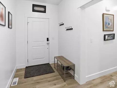 Entry Way - 641 S 380 E, Smithfield, UT 84335 photo 1 of 2