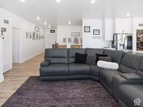 Living - 641 S 380 E, Smithfield, UT 84335 photo 3 of 5