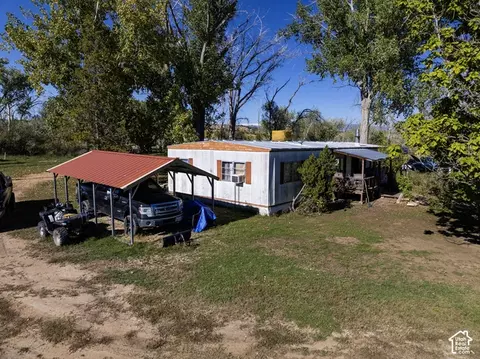 5021 N 6200 W, Roosevelt, UT 84066
