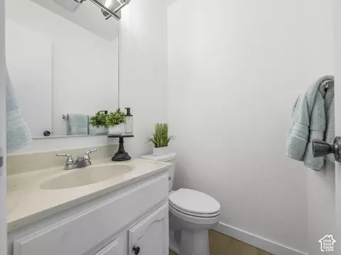 Bath - 1688 Hickory Ln #C, Provo, UT 84604 photo 2 of 2