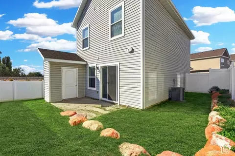Exterior - 491 W Sunset Pt N, Sunset, UT 84015 photo 2 of 4