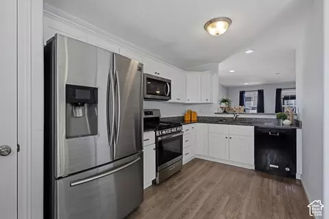Kitchen - 491 W Sunset Pt N, Sunset, UT 84015 photo 2 of 2