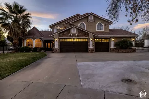 2497 River Cir, Santa Clara, UT 84765