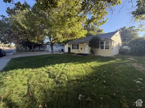 Exterior - 527 S 500 E, Clearfield, UT 84015 photo 2 of 6