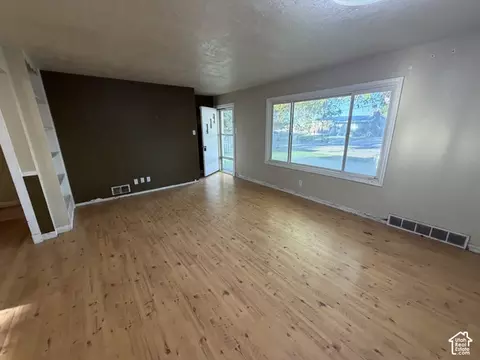 Living - 527 S 500 E, Clearfield, UT 84015 photo 1 of 4
