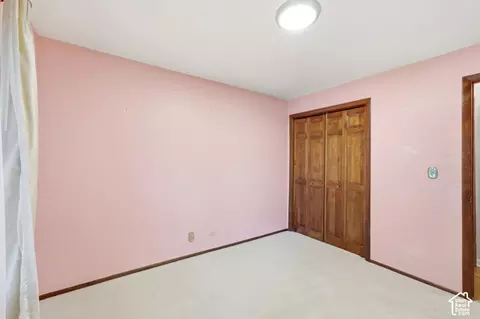 Bedroom - 2763 E Willow Wick Dr S, Sandy, UT 84093 photo 4 of 10