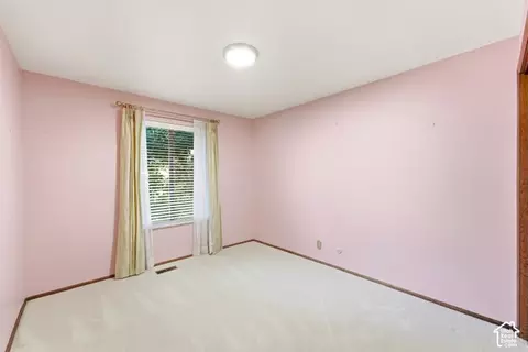 Bedroom - 2763 E Willow Wick Dr S, Sandy, UT 84093 photo 2 of 10