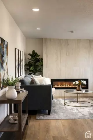 Living - 1098 E Lori Way, Murray, UT 84117 photo 1 of 7