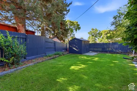 Exterior - 1098 E Lori Way, Murray, UT 84117 photo 9 of 14
