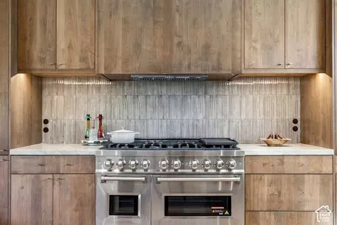Kitchen - 3983 S Mercury Dr, Holladay, UT 84124 photo 4 of 16
