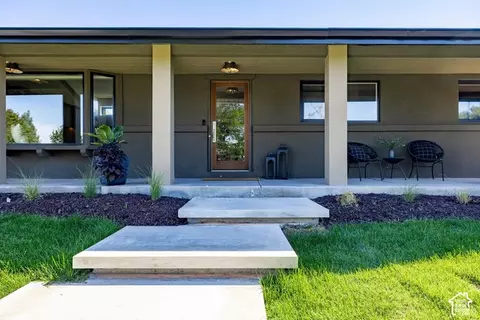Exterior - 3983 S Mercury Dr, Holladay, UT 84124 photo 8 of 8
