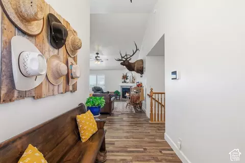Entry Way - 9044 N Cedar Pass Rd, Eagle Mountain, UT 84005 photo 1 of 3