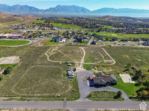 View/Area - 9044 N Cedar Pass Rd, Eagle Mountain, UT 84005 photo 9 of 13
