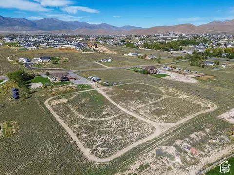 View/Area - 9044 N Cedar Pass Rd, Eagle Mountain, UT 84005 photo 5 of 13