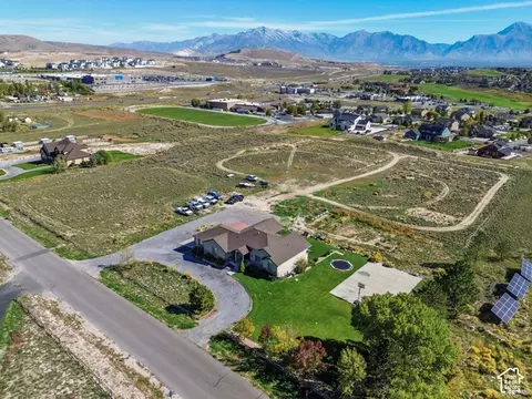 View/Area - 9044 N Cedar Pass Rd, Eagle Mountain, UT 84005 photo 10 of 13