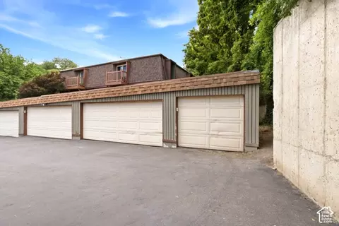 Exterior - 5440 S Willow Ln E #A, Murray, UT 84107 photo 2 of 7
