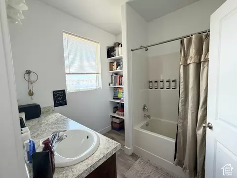 Bath - 398 Willow Leaf Rd S, American Fork, UT 84003 photo 2 of 4
