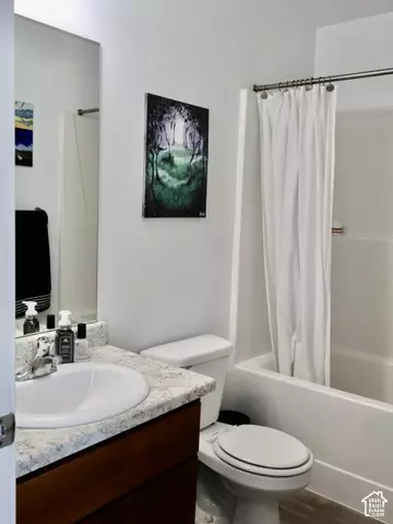 Bath - 398 Willow Leaf Rd S, American Fork, UT 84003 photo 1 of 4