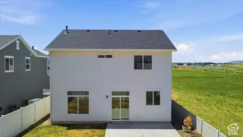 Exterior - 1706 W Parkview Dr, Syracuse, UT 84075 photo 7 of 7