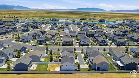 View/Area - 1706 W Parkview Dr, Syracuse, UT 84075 photo 5 of 5