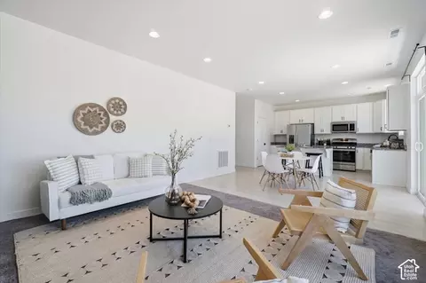 Living - 1706 W Parkview Dr, Syracuse, UT 84075 photo 1 of 1