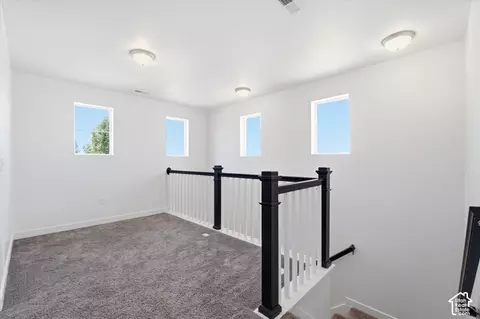 Entry Way - 1706 W Parkview Dr, Syracuse, UT 84075 photo 3 of 3