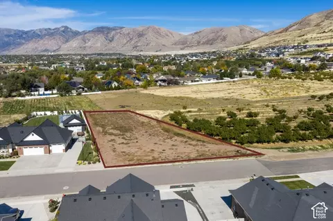 410 W 2100 St S #4, Perry, UT 84302