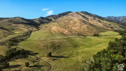 2855 E Canyon Rd, Smithfield, UT 84335 photo 2