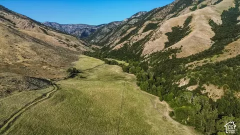 2855 E Canyon Rd, Smithfield, UT 84335 photo 3