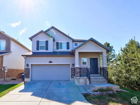 Exterior - 1204 E Roma Dr, Fruit Heights, UT 84037 photo 2 of 3