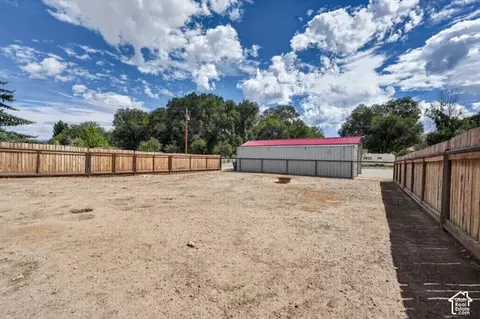 Exterior - 415 Nelson St, Arimo, ID 83214 photo 5 of 10