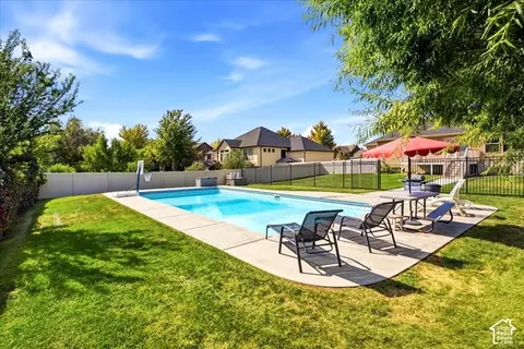 Exterior - 3056 N 550 W, Pleasant View, UT 84414 photo 5 of 6