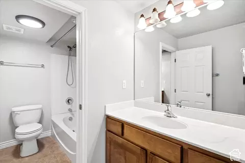 Bath - 3056 N 550 W, Pleasant View, UT 84414 photo 2 of 3