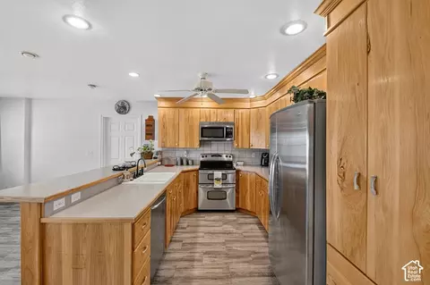 Kitchen - 170 E 400 N, Mount Pleasant, UT 84647 photo 3 of 8